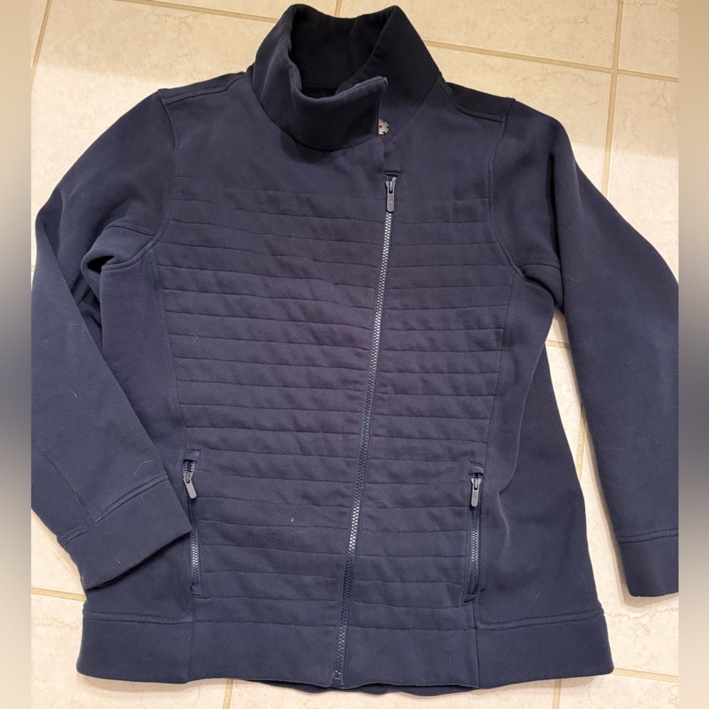 Lululemon Jacket. Navy size 12. Sweatshirt material. Excellent condition